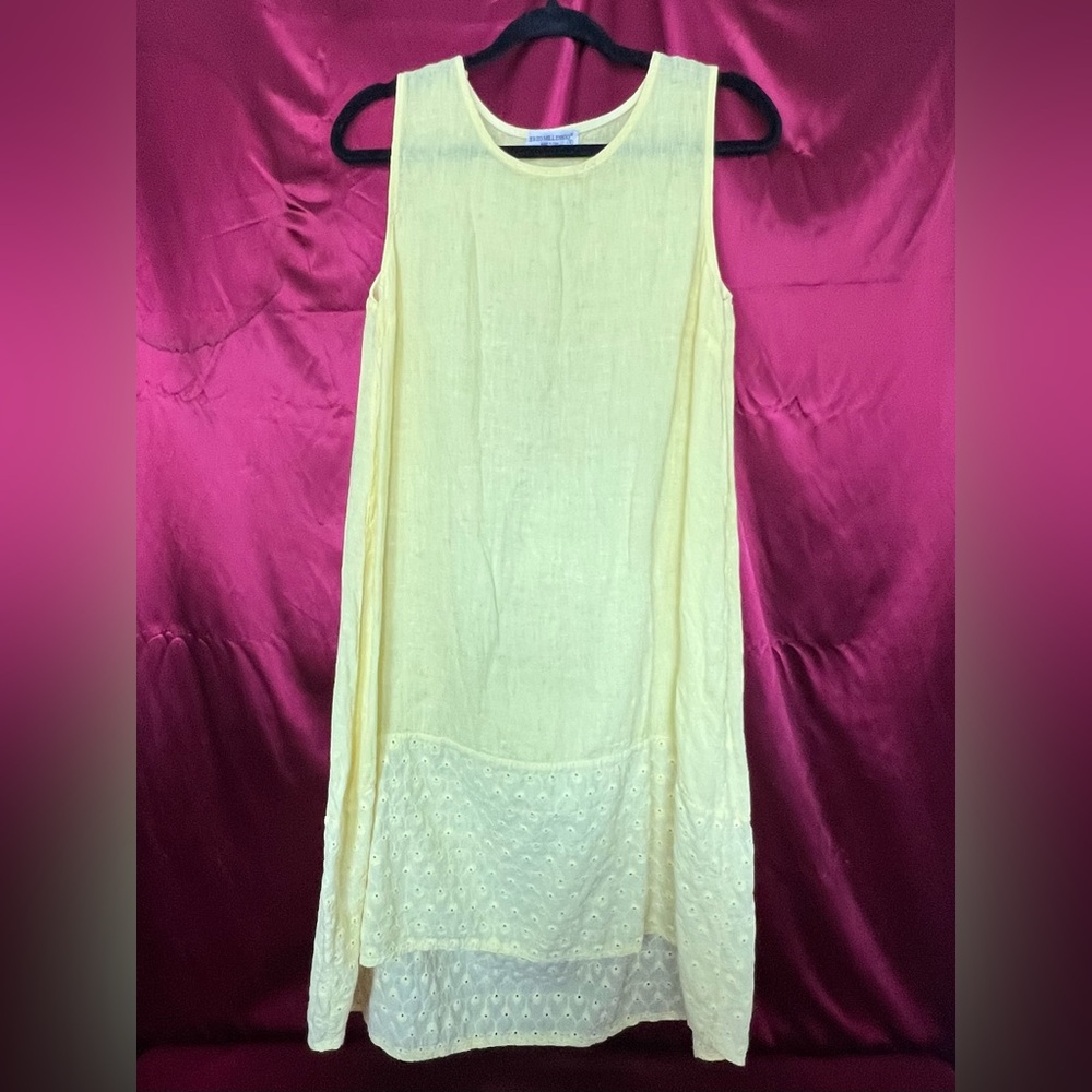 Sleeveless Yellow Midi Dress with Eyelet Hem